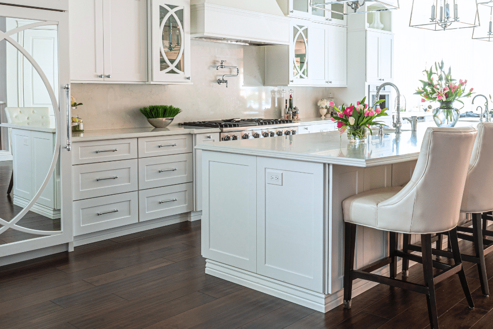 beautiful white kitchen